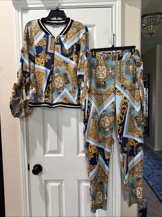 Fashion Nova Pants - Fashion Nova Blue & Gold Baroque  leggings Pantsuit